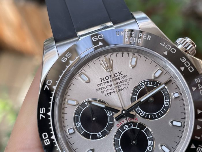 Clean factory rolex daytona